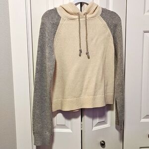 Patagonia sweater size Small women's wool